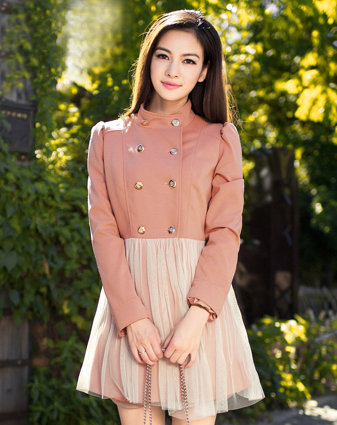 秋水伊人女装专场-裸色浪漫时尚网纱拼接双排扣风衣外套