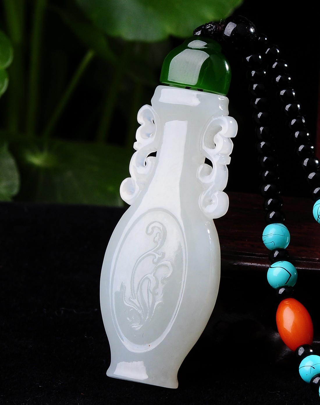 天然和田玉瓶子吊坠(附国检证书)