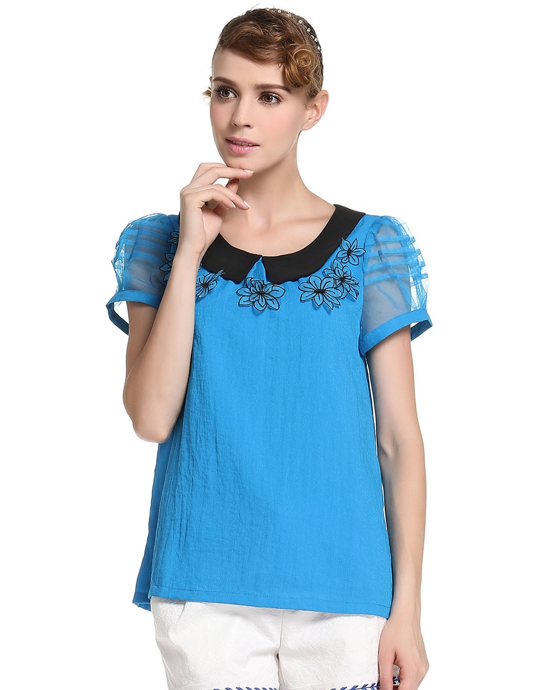 湖蓝色亮丽舒适拼接短袖上衣