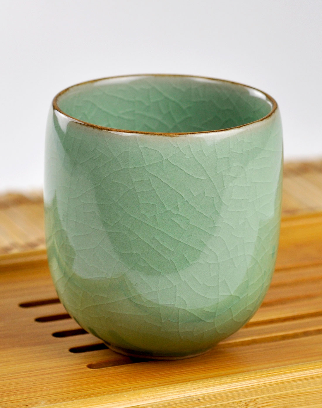 梅子青哥窑鼓杯