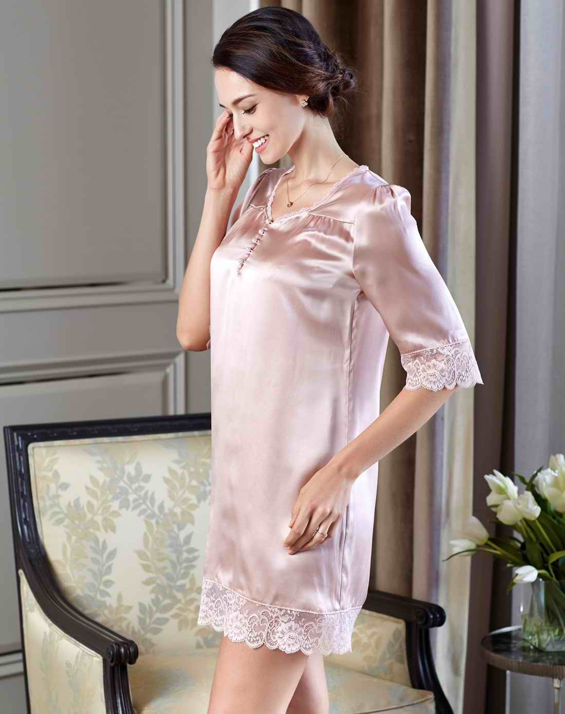 女橡皮红真丝素绉缎宽松睡裙