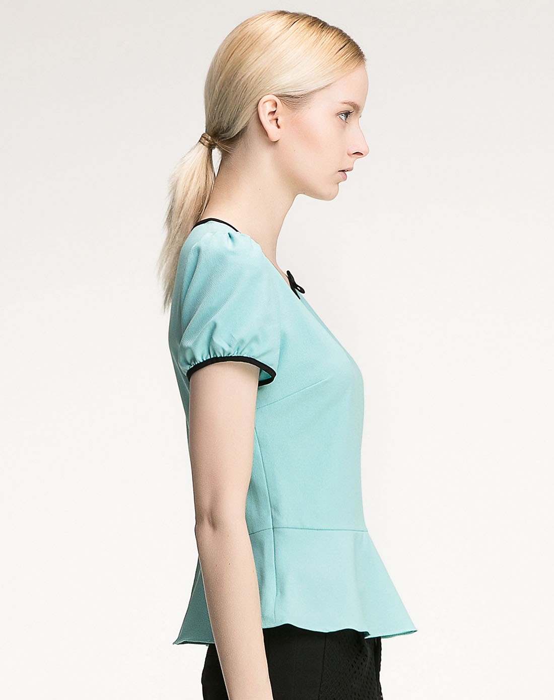 薄荷绿无袖上衣