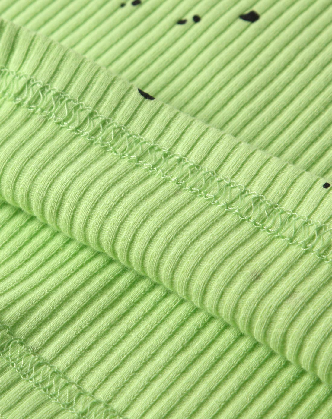 中性绿色印泥七分裤牛仔背心套装