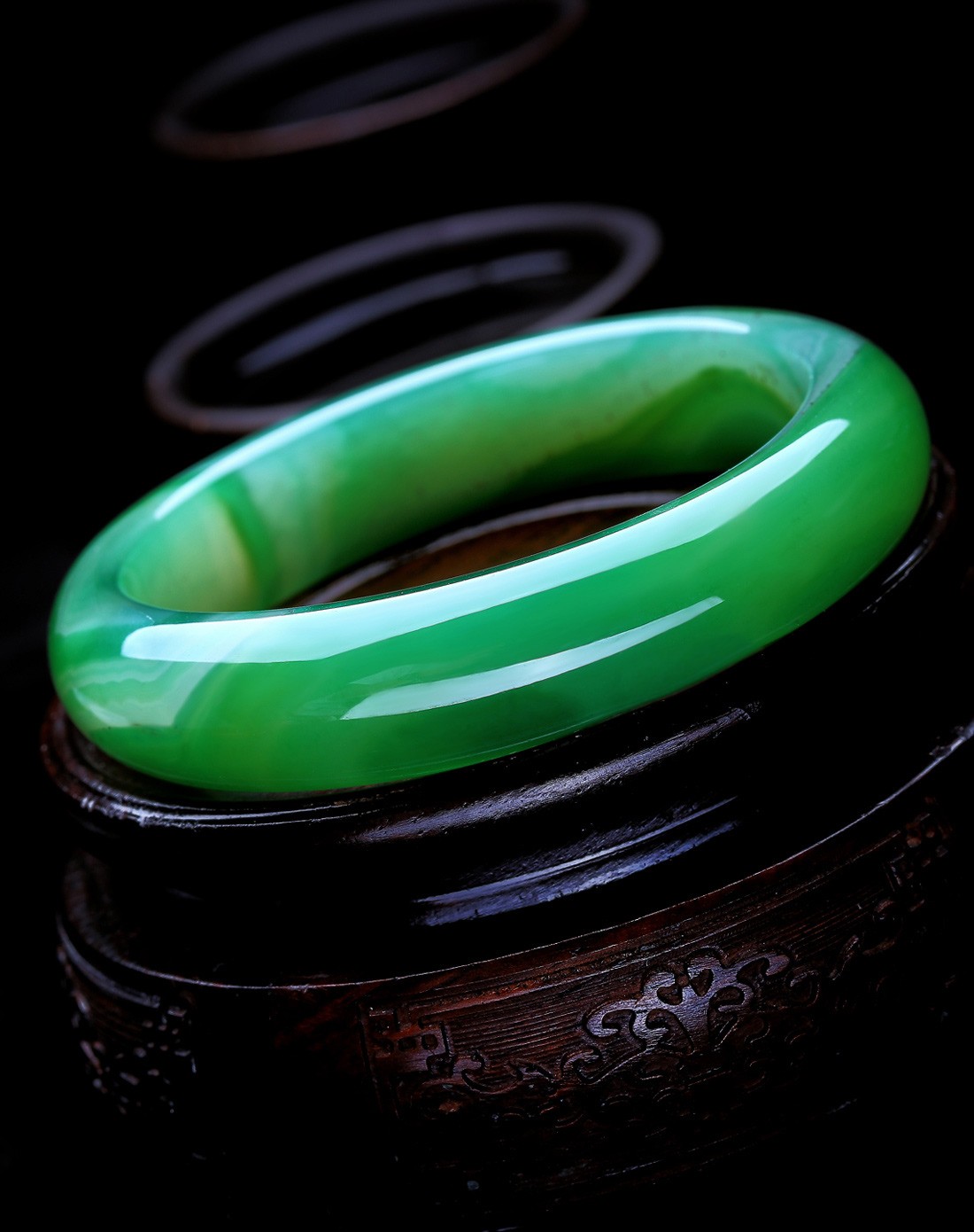 天然绿玛瑙手镯 大号