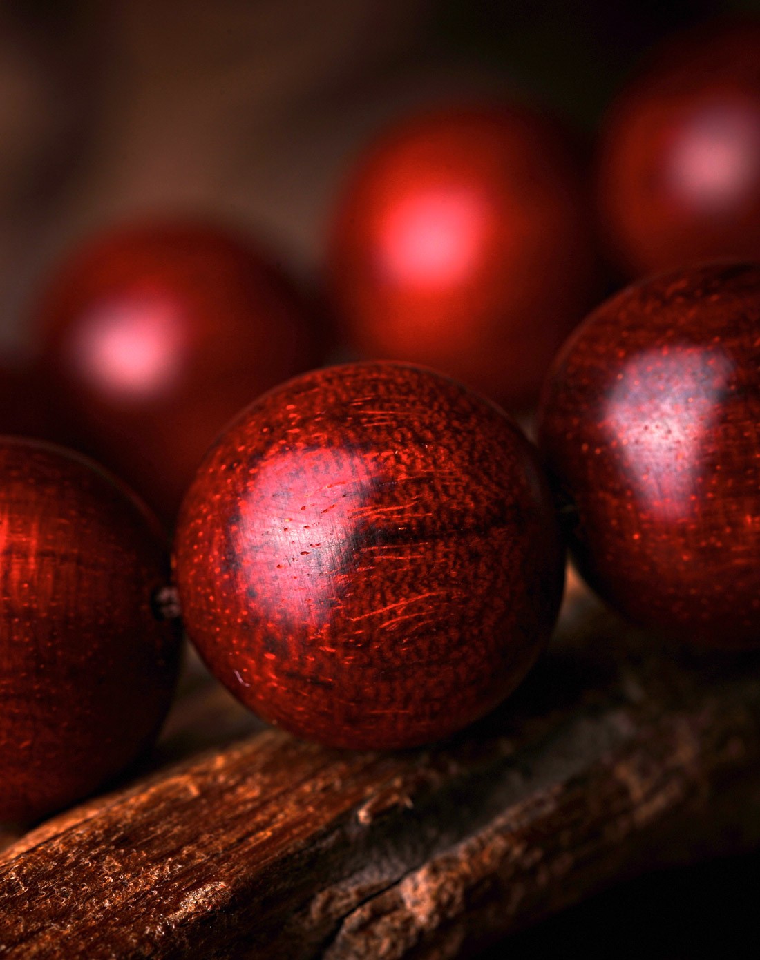 印度.迈索尔邦360度满龙鳞水波金星小叶紫檀手串18mm