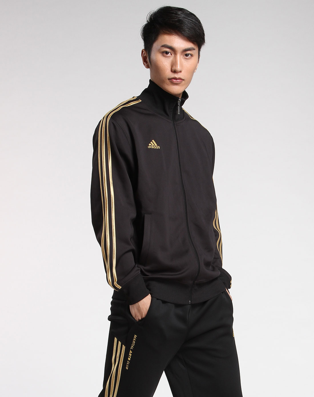 阿迪达斯adidas搏击运动专场-男款黑/金色时尚长袖礼盒装运动服