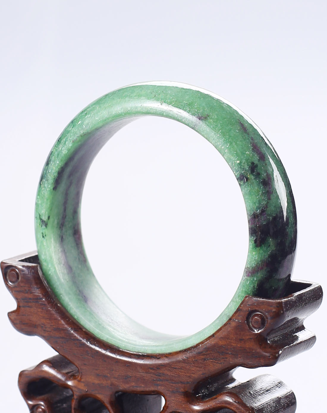 天然红绿宝石(黝帘石)手镯(国家权威认证)