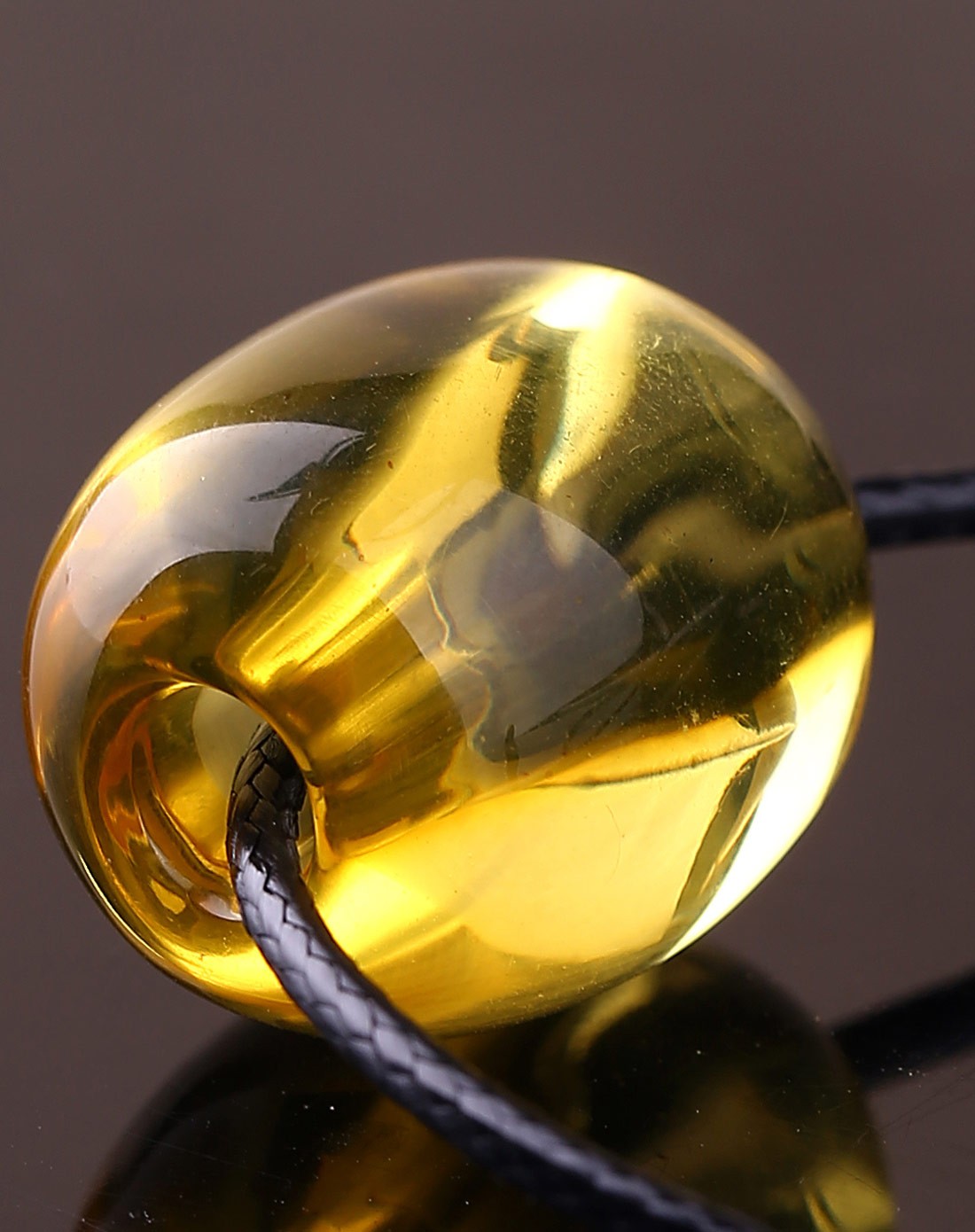 【首发】路路通天然金珀吊坠附证书