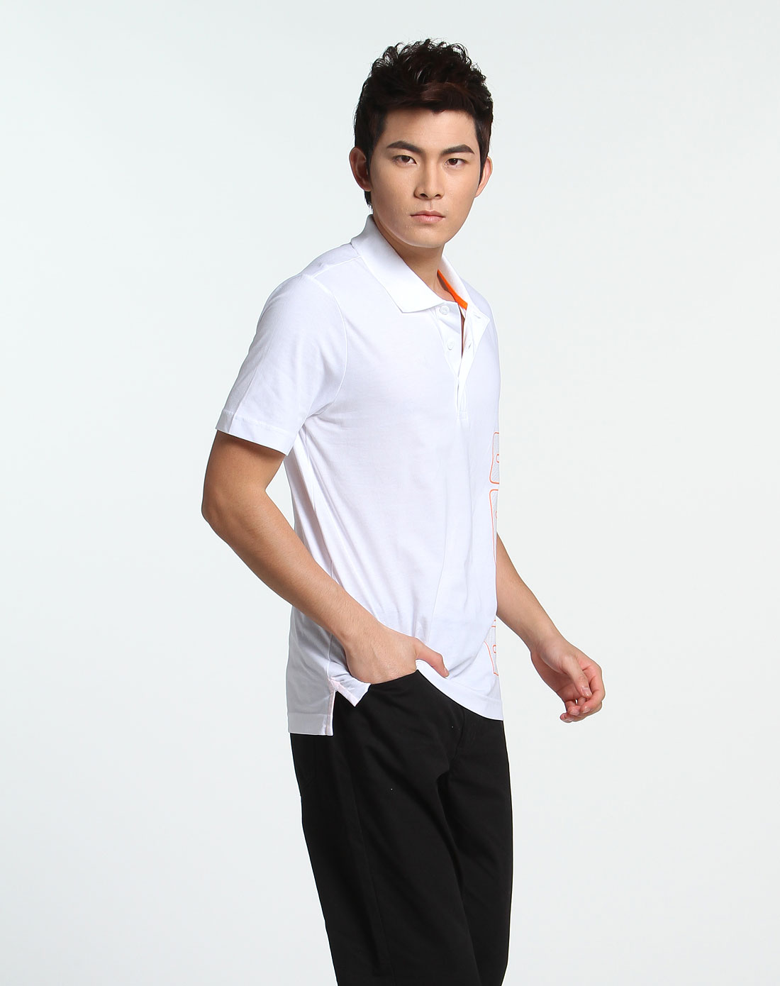 白色侧烫图短袖polo衫