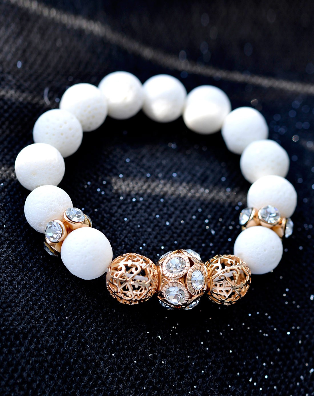 苏克雷白珊瑚手链-白色