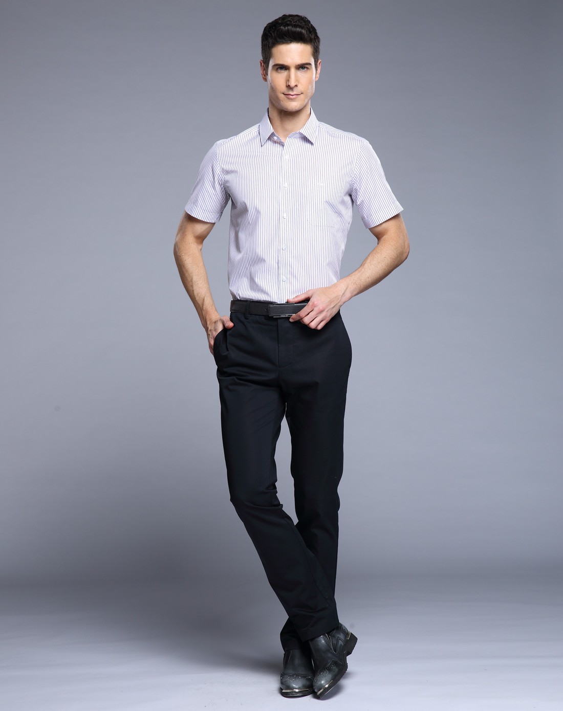 红/白色简约舒适纯棉短袖正装衬衫