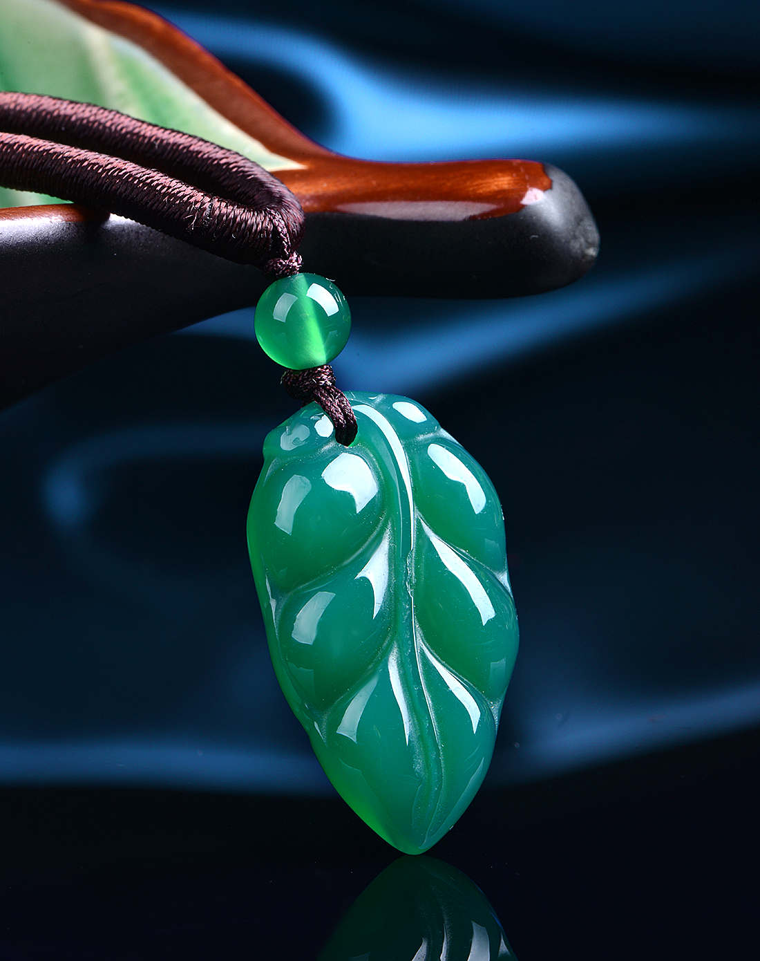 一叶定情绿玉髓项链附证书