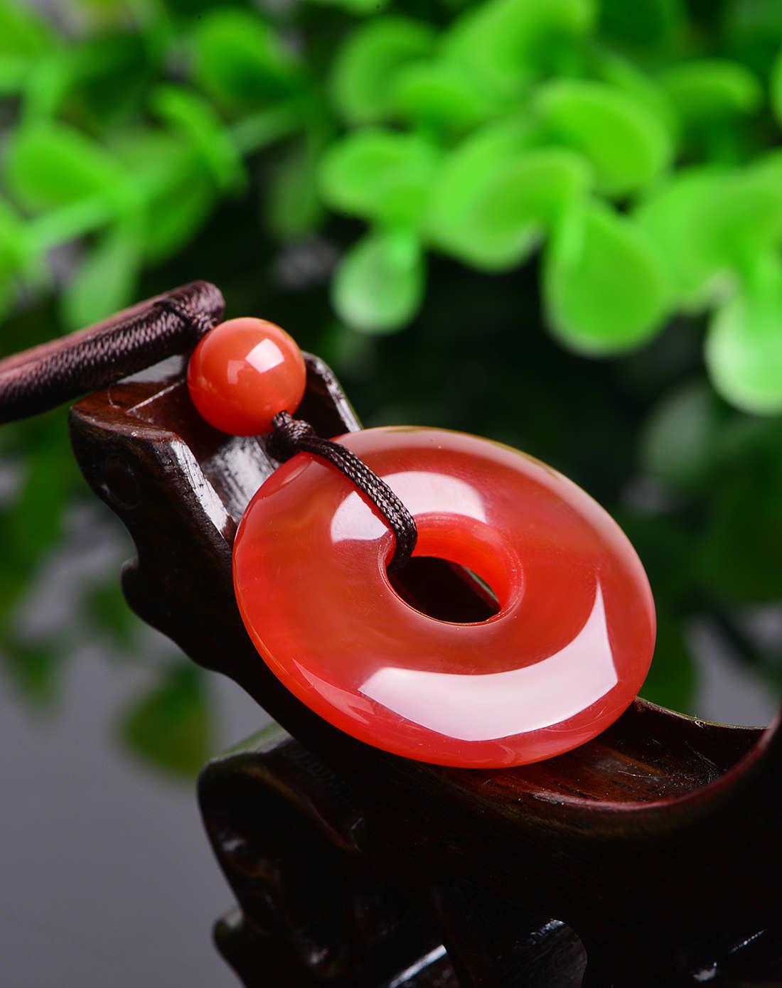 优雅红色玛瑙平安扣项链附证书