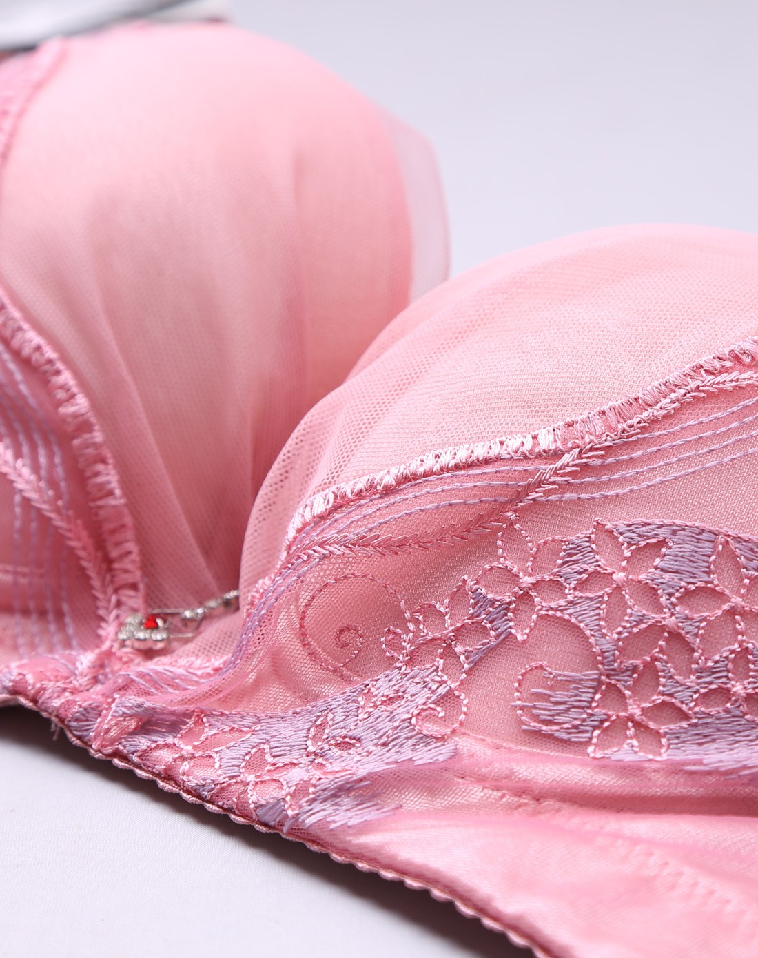 粉色夏娃之恋舒适聚拢3/4上薄下厚调整型文胸