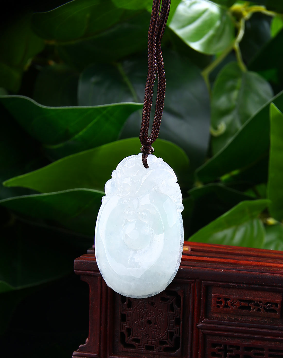 伊戴娇yidaijiao珠宝专场天然翡翠a货豆种绿底福在眼前挂件(国家权威