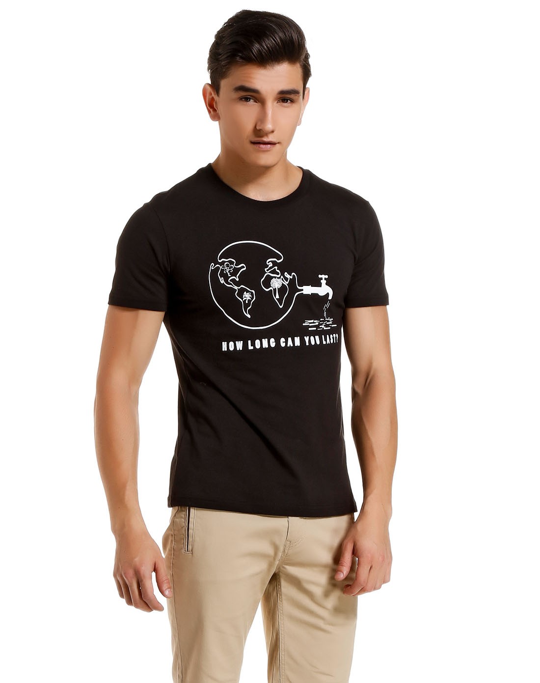 美特斯邦威metersbonwe男装专场 > 黑色时尚帅气图案短袖t恤