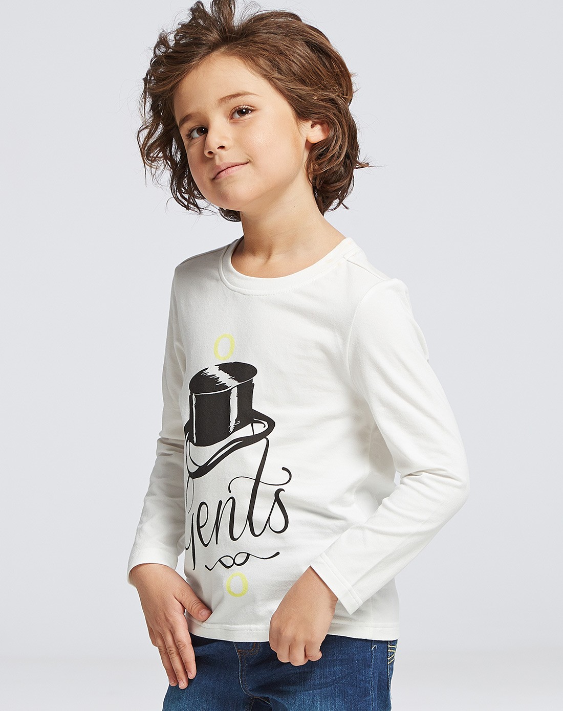 男童白色长袖恤