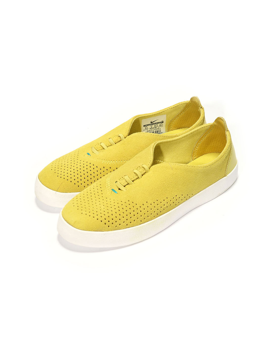 女子黄色复古鞋