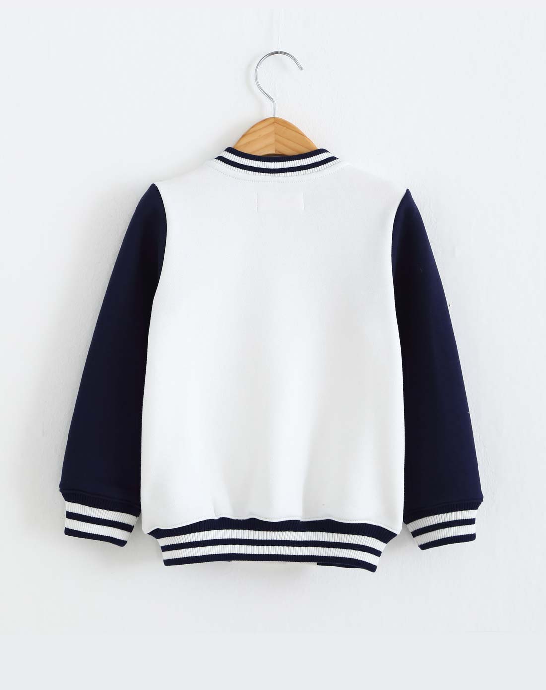 女童白色棒球服