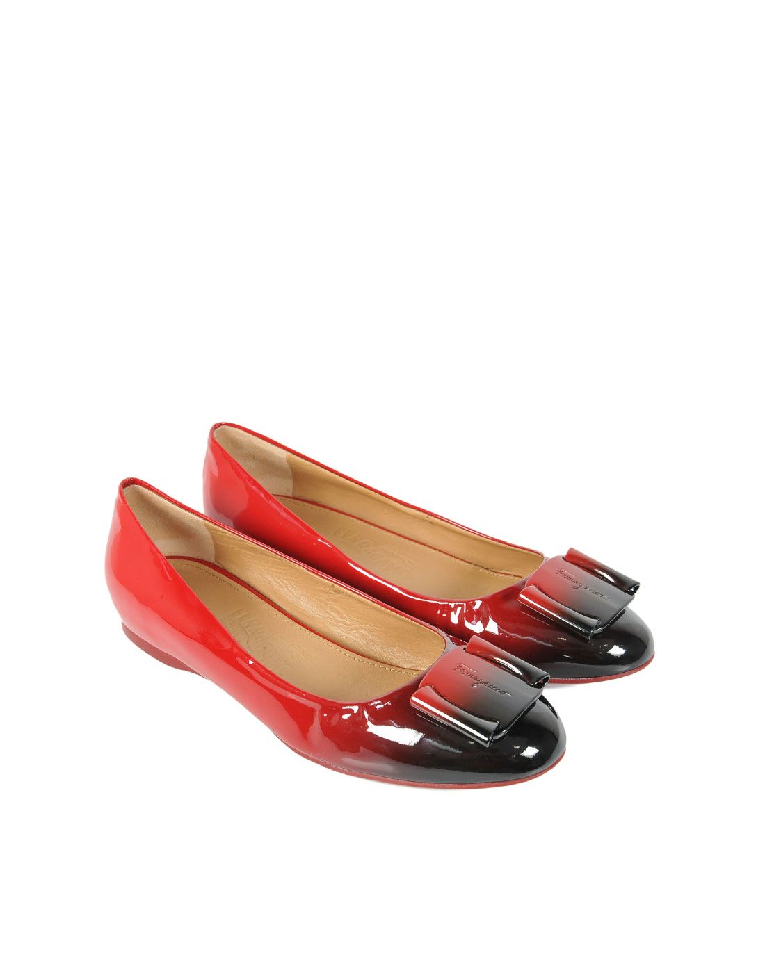 女款黑红拼色时尚饰扣低跟单鞋