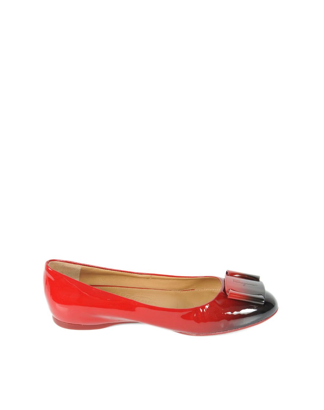 女款黑红拼色时尚饰扣低跟单鞋