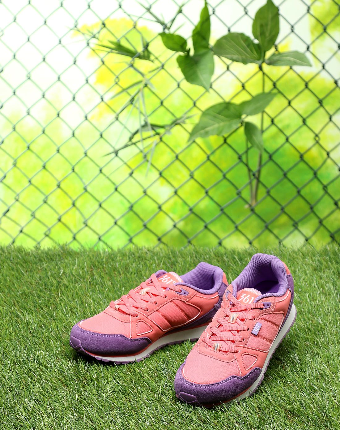 超轻快跑 女子粉/紫色跑步文化鞋 跑鞋系列