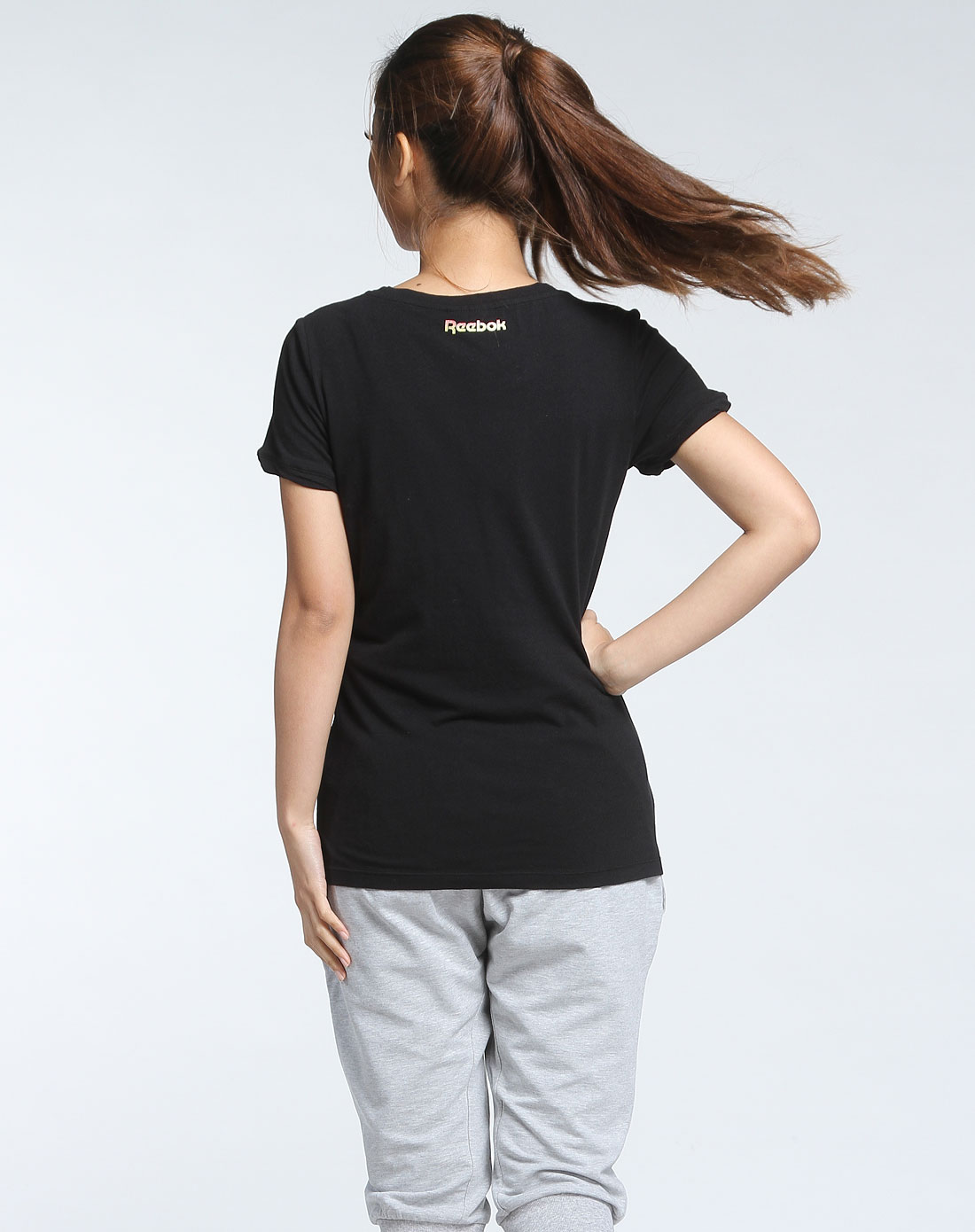 锐步reebok女装专场-黑色简约短袖t恤