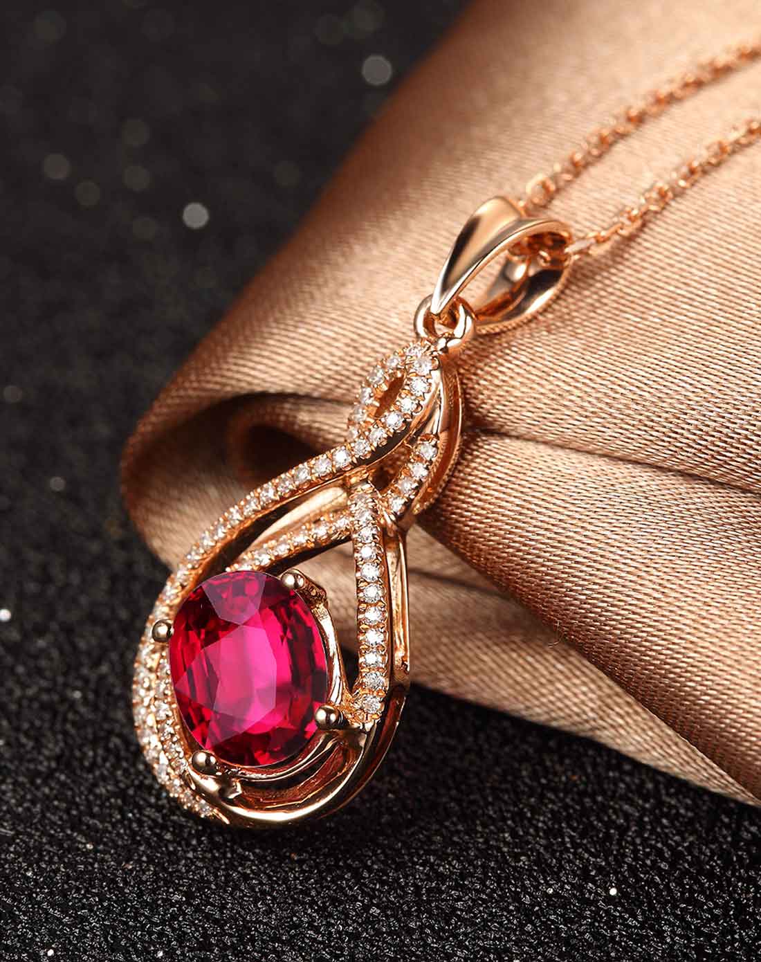 18k玫瑰金1.1克拉碧玺吊坠(送银链)