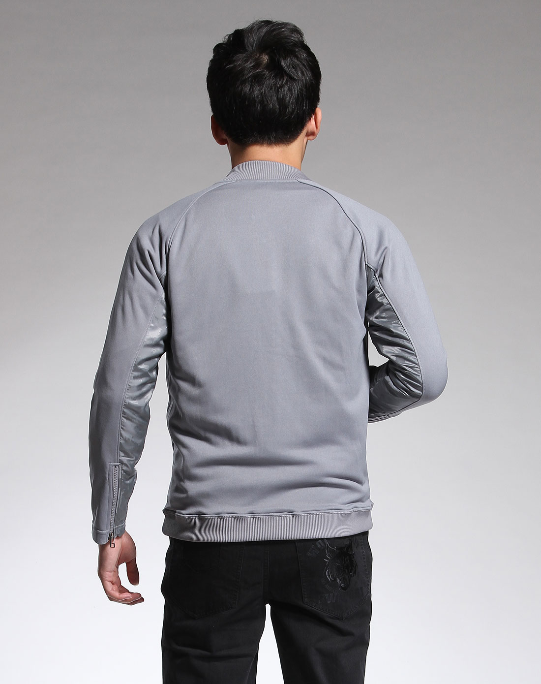 onitsuka tiger 男款银灰色长袖休闲针织外套