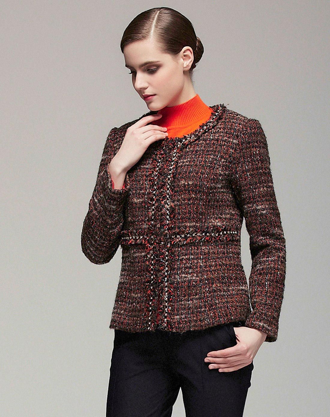 深咖色粗花呢经典款香奈儿外套