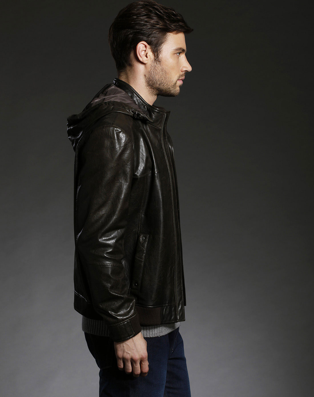 深咖啡色绵羊皮时尚真皮夹克(带皮帽)