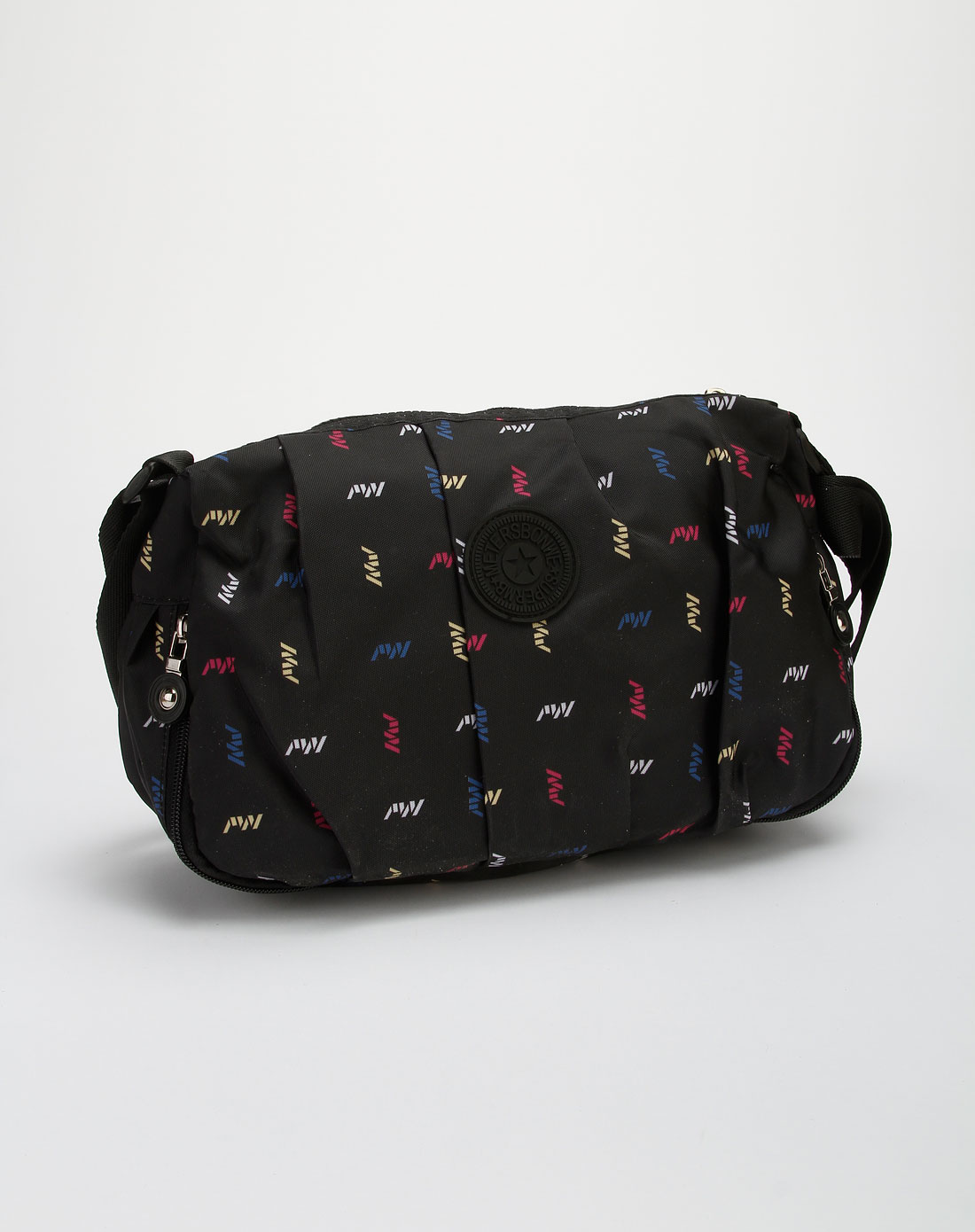 黑色潮流印花斜挎包