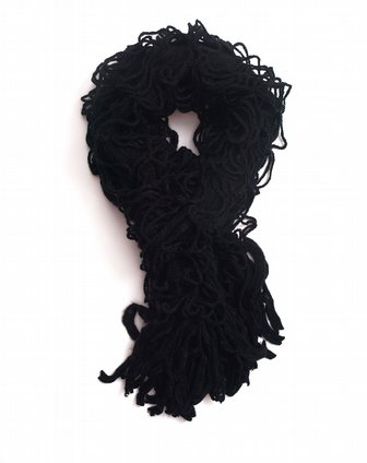 时尚黑色毛线条纹围巾