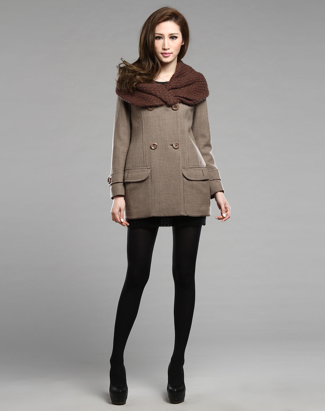 浅咖啡色时尚长袖外套