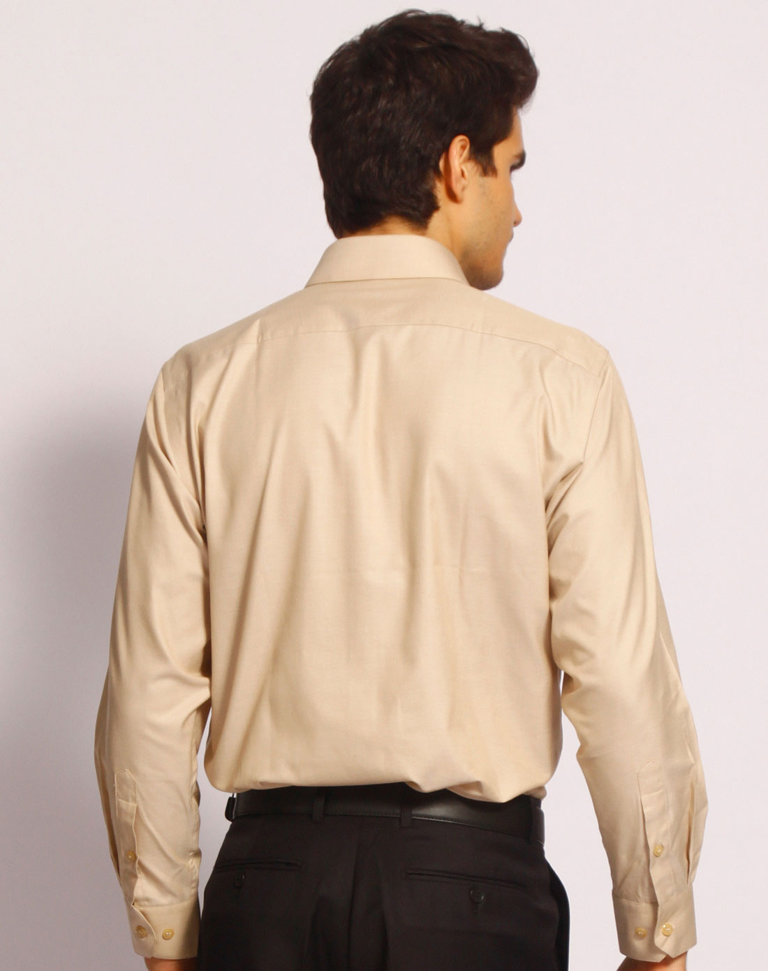 男金色礼服休闲长衬衣