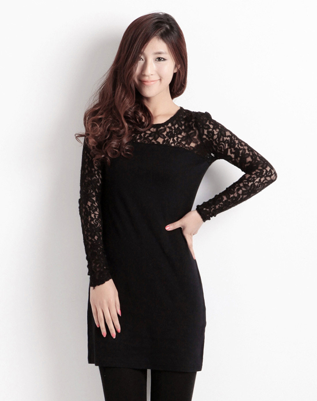 黑色蕾丝长袖修身连衣裙