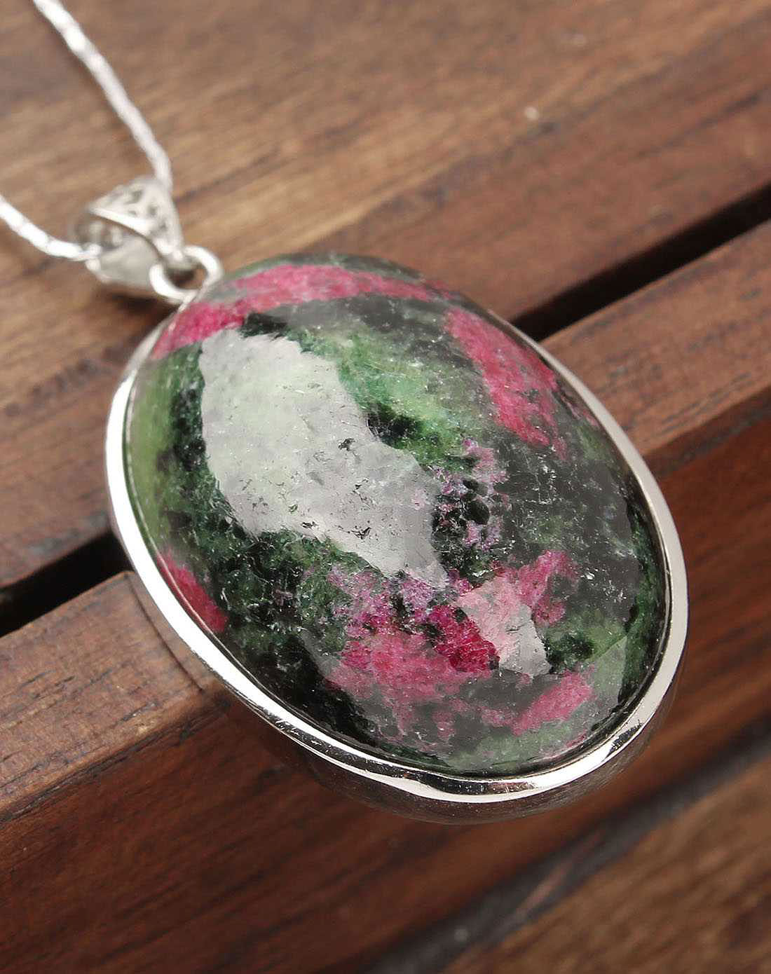 天然红绿宝圆形镶嵌吊坠【姹紫嫣红】