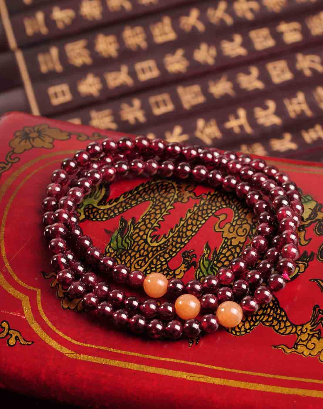 中性暗红色天然石榴石樱桃石补血养颜手链