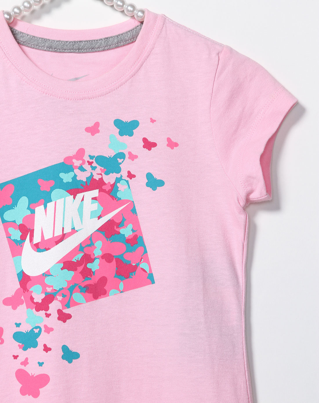 耐克nike-童装-女童圆领logo印图粉红色短袖t恤