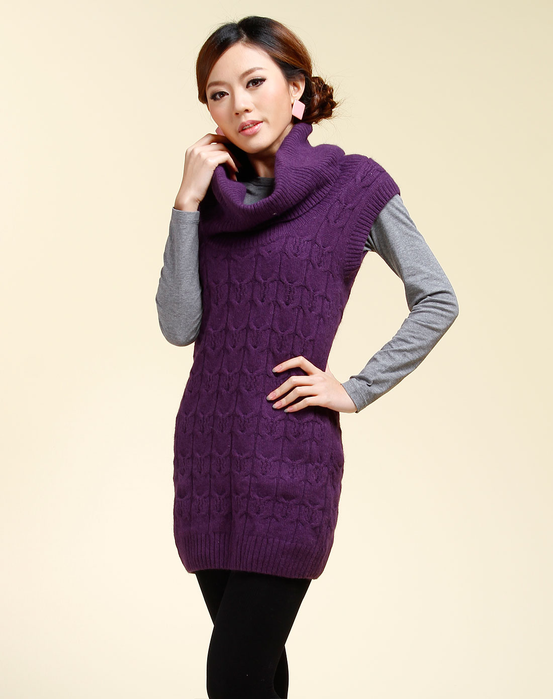 女款深紫色高领短袖毛衫