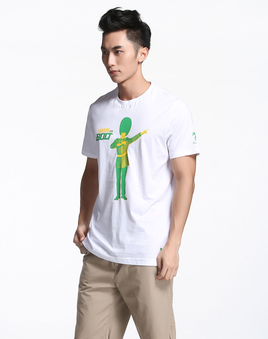 人物印图白色短袖t恤