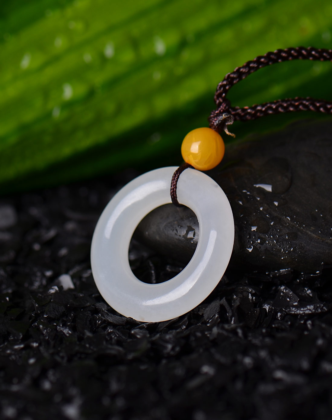 白玉羊脂平安环吊坠 玛瑙隔珠 吉祥美满