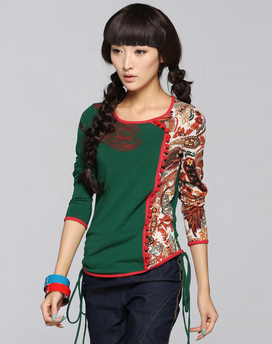 裂帛女装专场-女款绿色绣花修身撞色针织长袖t恤