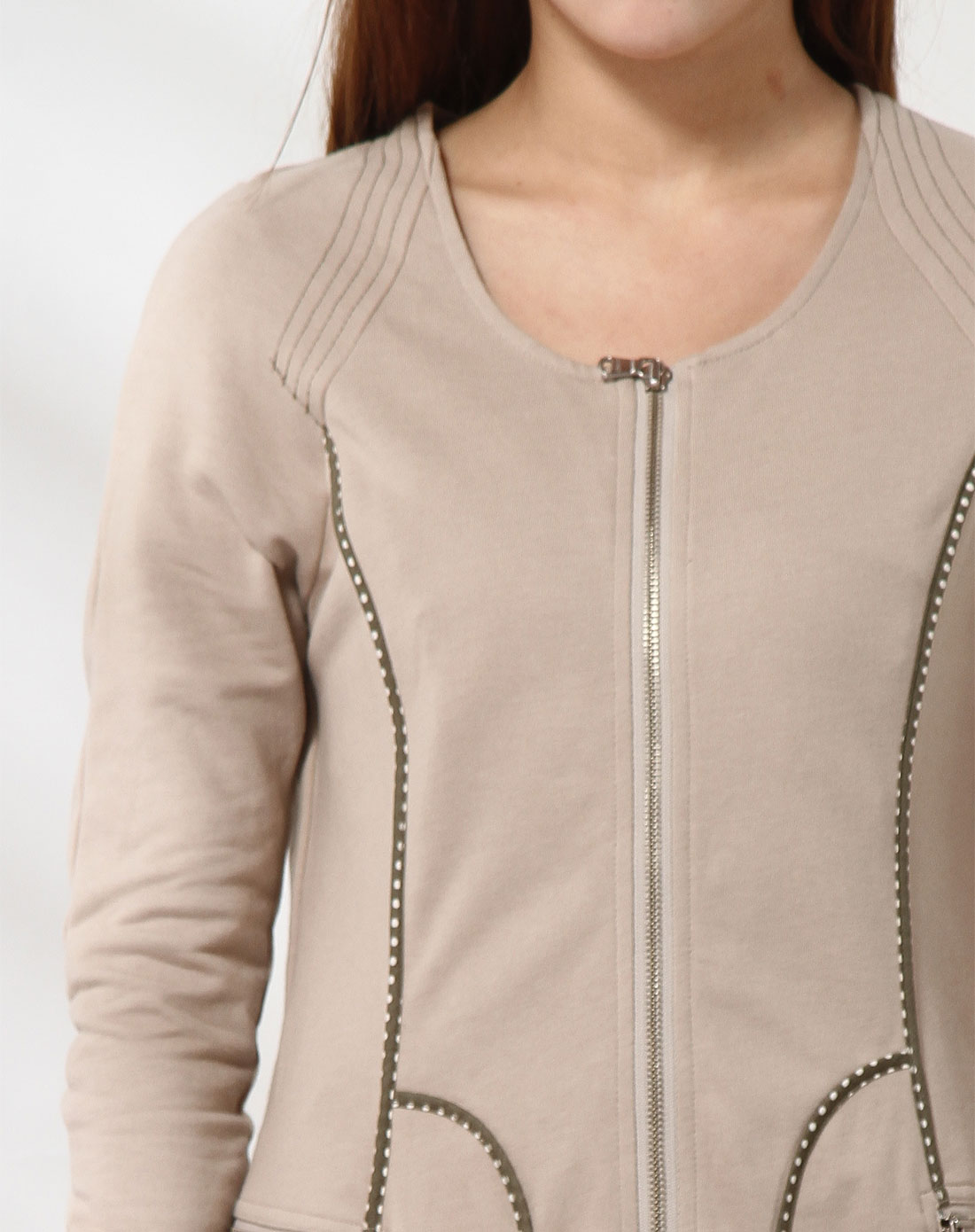 灰卡其色时尚休闲长袖长款针织外套