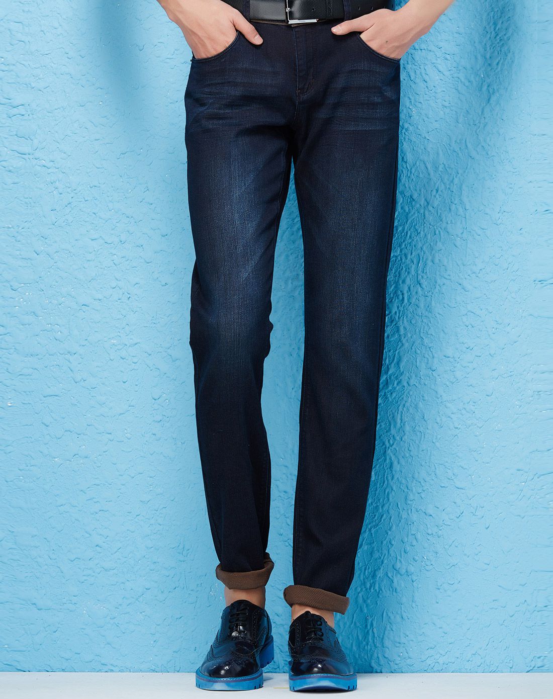 莱赛尔舒适面料橙色脚口时尚牛仔裤