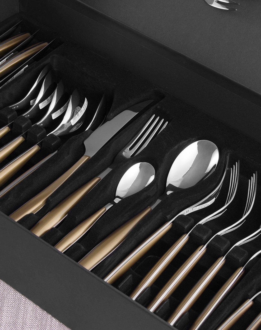 bugatti餐具31件装