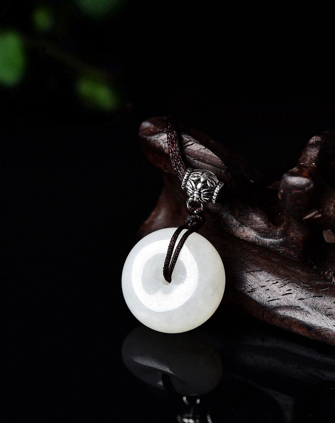 爆款天然和田玉圆圆满满平安扣