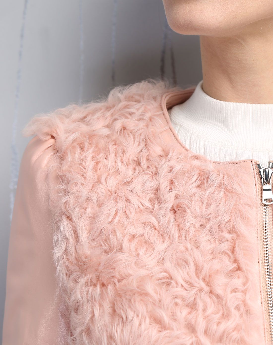 粉红色绵羊皮拼狐狸毛中长款皮衣