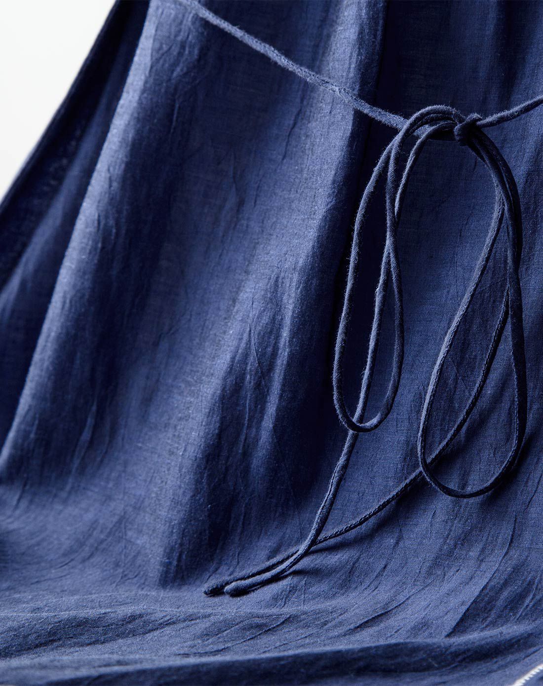 苍蓝色印花无袖连衣裙