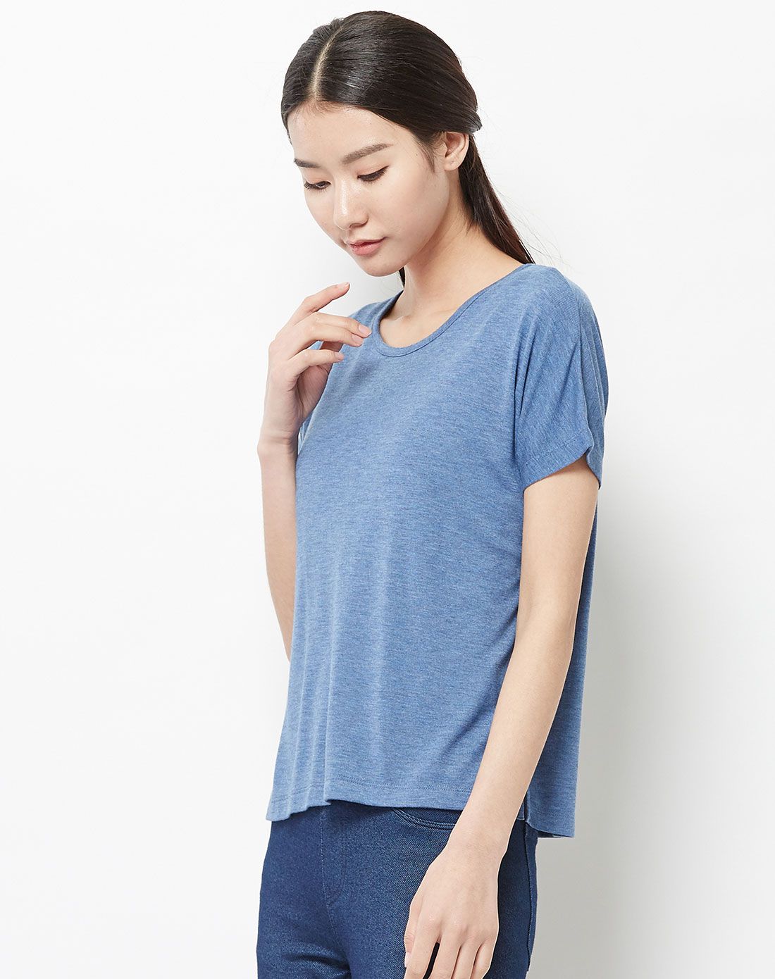 简约宽松落肩袖t恤